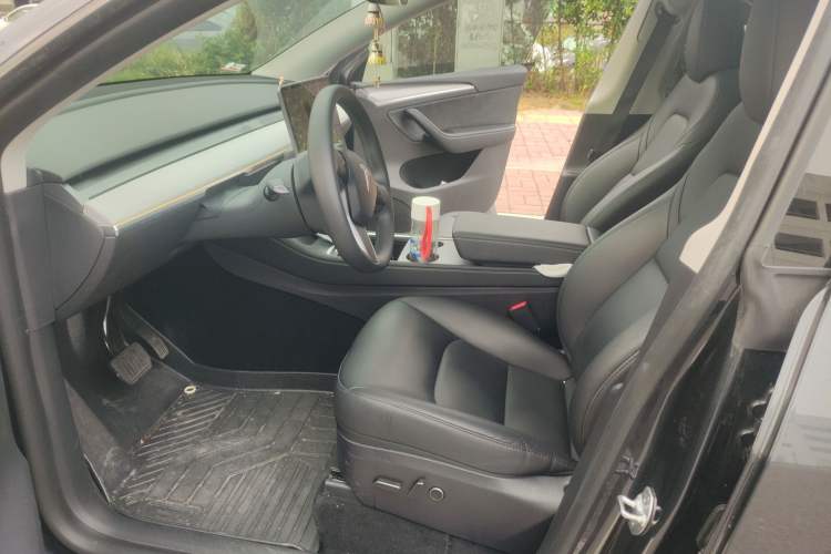 Used Tesla Model Y 2024 Rear-Wheel-Drive Version Left Front Seat