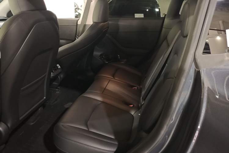 Used Tesla Model Y 2024 Rear-Wheel-Drive Version Left Rear Seat