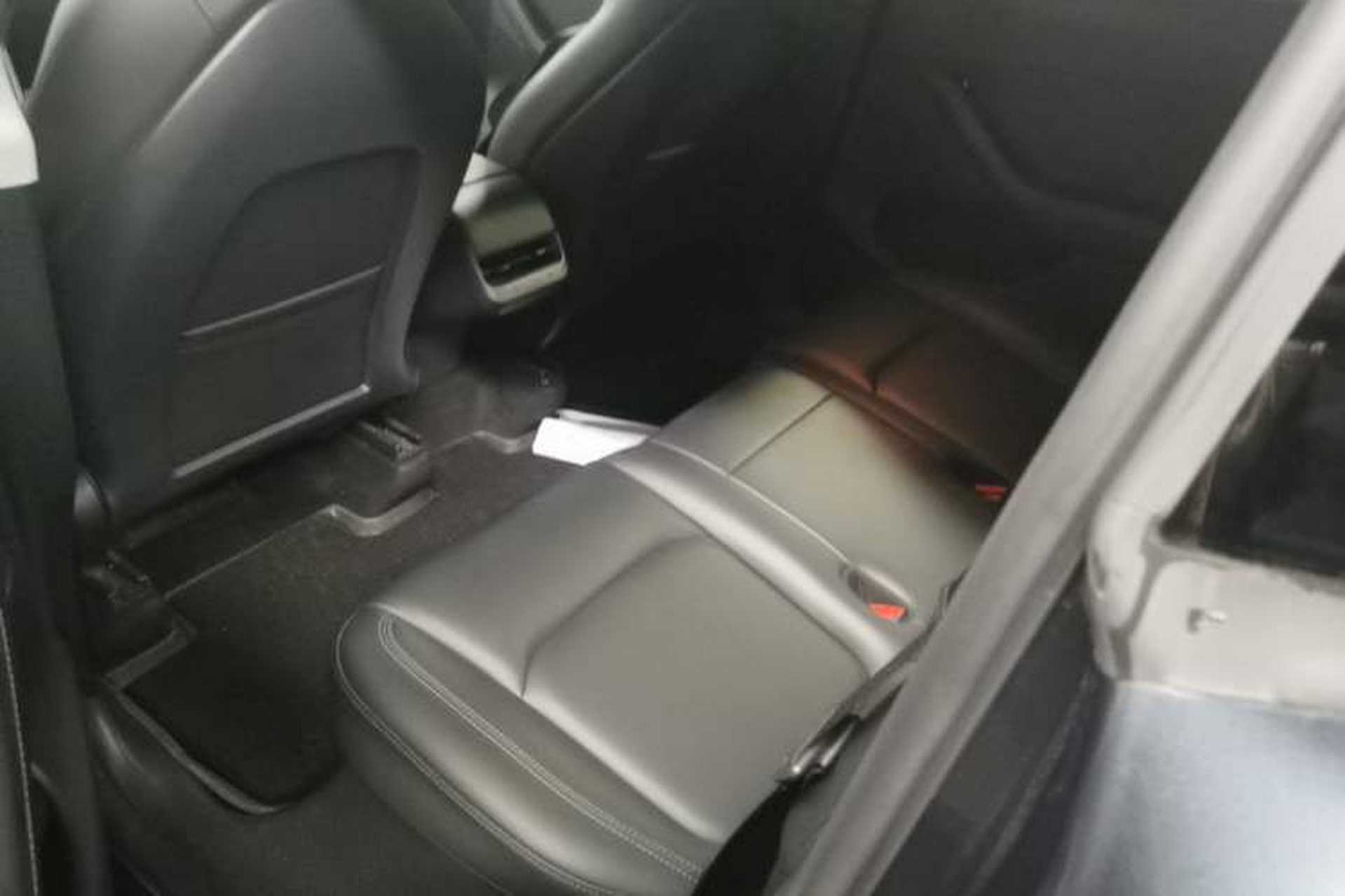 Used Tesla Model Y 2024 Rear-Wheel-Drive Version Left Rear Seat
