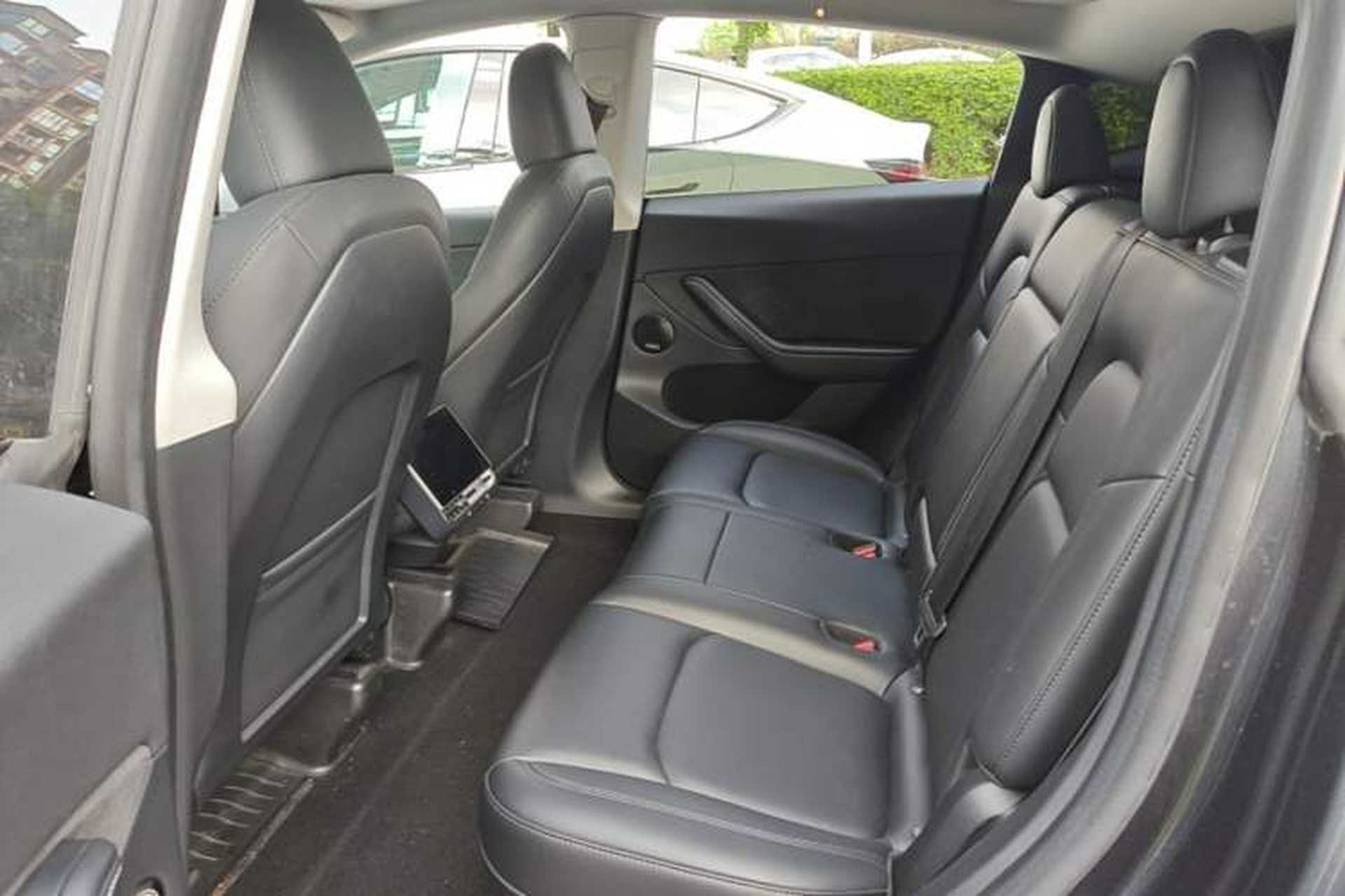 Used Tesla Model Y 2024 Long-Range All-Wheel-Drive Version Left Rear Seat