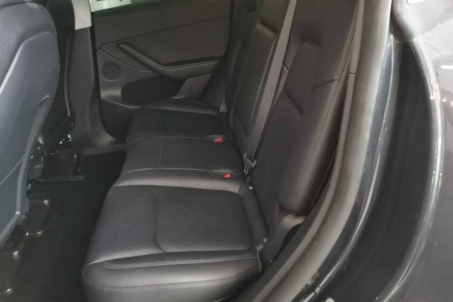 Used Tesla Model Y 2024 Rear-Wheel-Drive Version Left Rear Seat