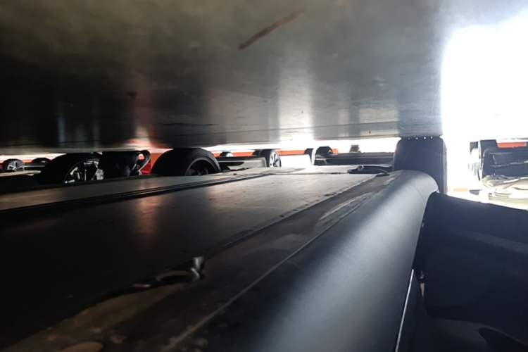 Used Tesla Model Y 2024 Rear-Wheel-Drive Version Left Side Sill