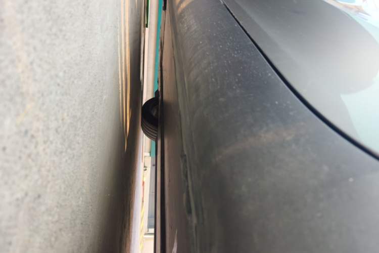 Used Tesla Model Y 2024 Rear-Wheel-Drive Version Left Side Sill