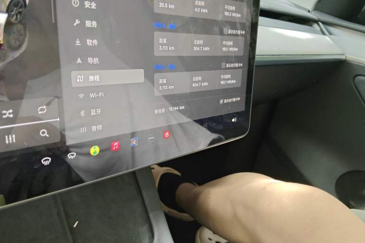 Used Tesla Model Y 2024 Rear-Wheel-Drive Version Odometer Close Up