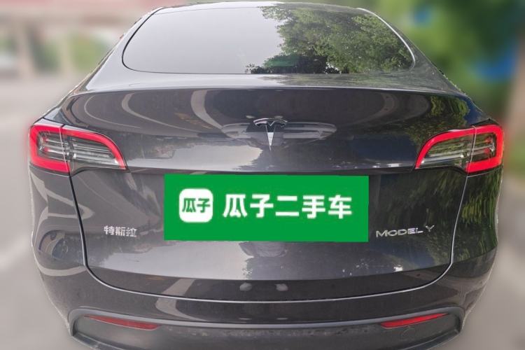 Used Tesla Model Y 2024 Long-Range All-Wheel-Drive Version Rear
