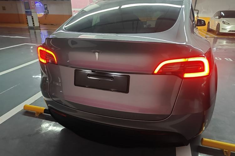 Used Tesla Model Y 2024 Rear-Wheel-Drive Version Rear