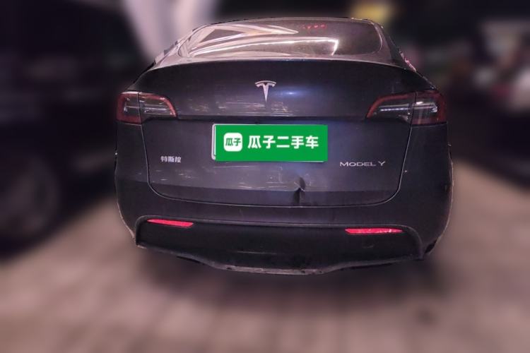 Used Tesla Model Y 2024 Long-Range All-Wheel-Drive Version Rear