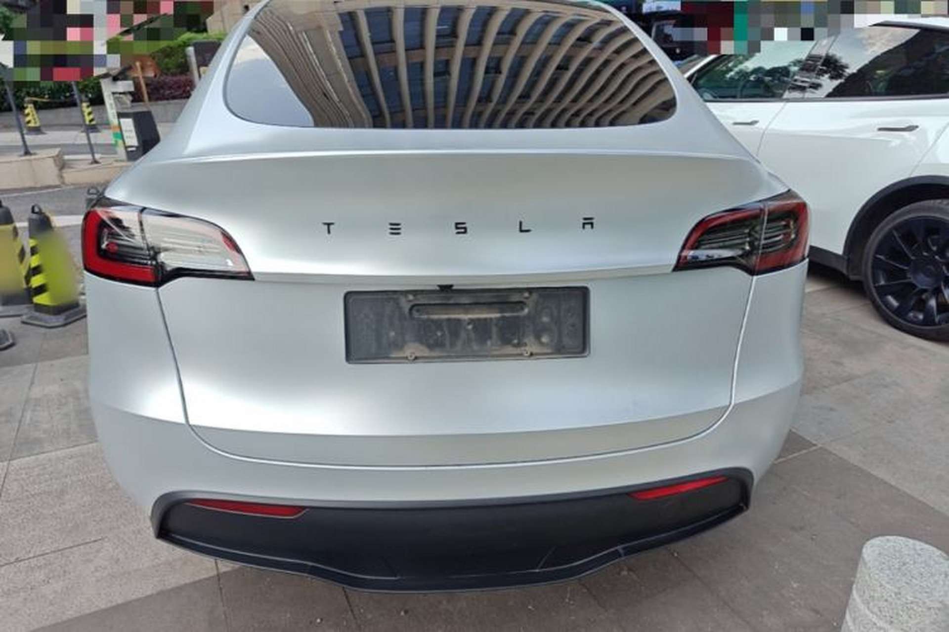 Used Tesla Model Y 2024 Long-Range All-Wheel-Drive Version Rear