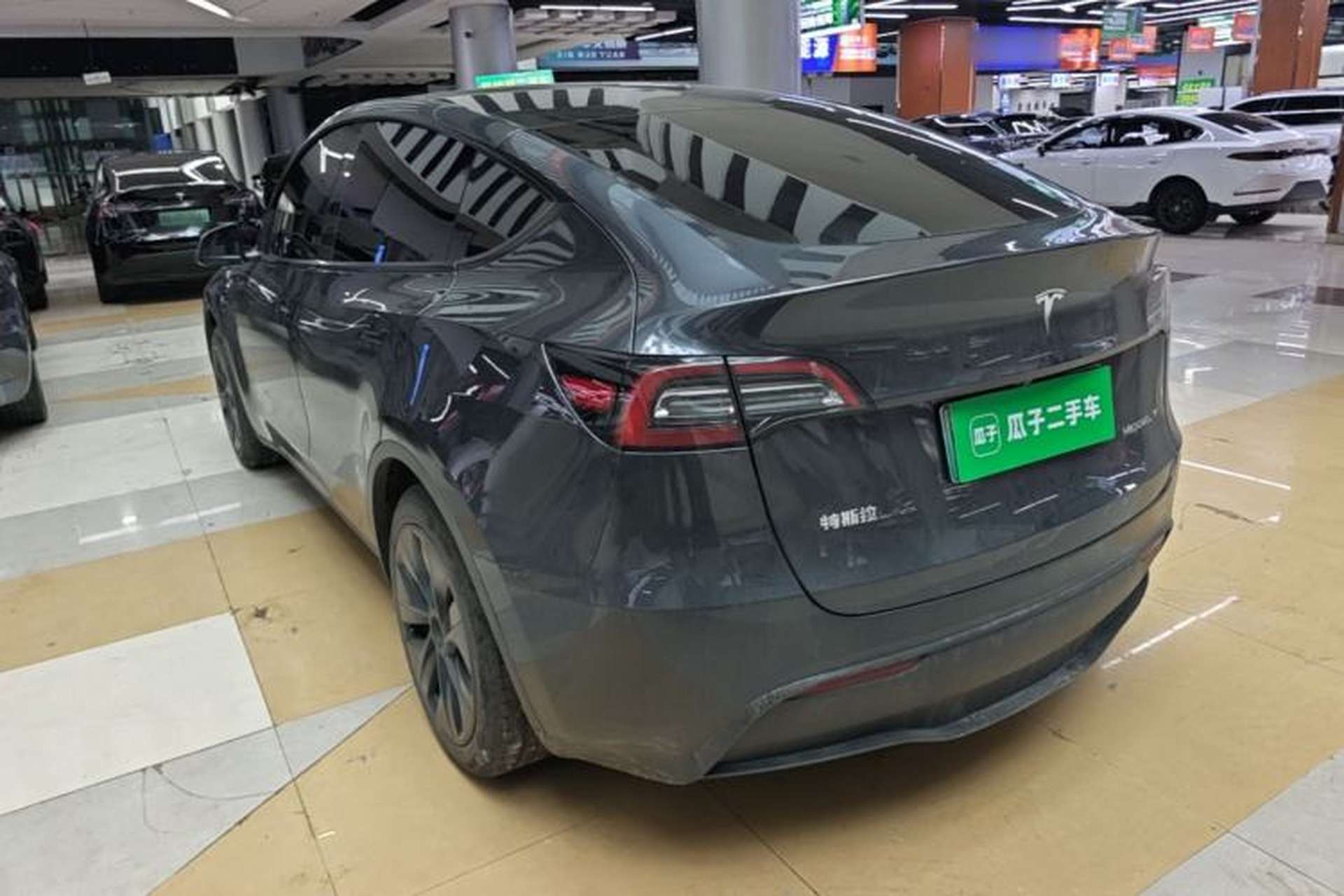 Used Tesla Model Y 2024 Rear-Wheel-Drive Version Rear Left 45 Deg