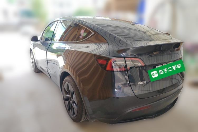 Used Tesla Model Y 2024 Rear-Wheel-Drive Version Rear Left 45 Deg