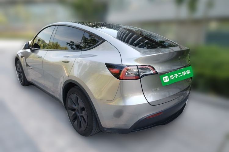 Used Tesla Model Y 2024 Rear-Wheel-Drive Version Rear Left 45 Deg
