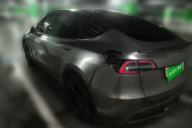 Used Tesla Model Y 2024 Long-Range All-Wheel-Drive Version Rear Left 45 Deg