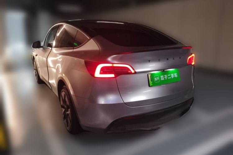 Used Tesla Model Y 2024 Long-Range All-Wheel-Drive Version Rear Left 45 Deg