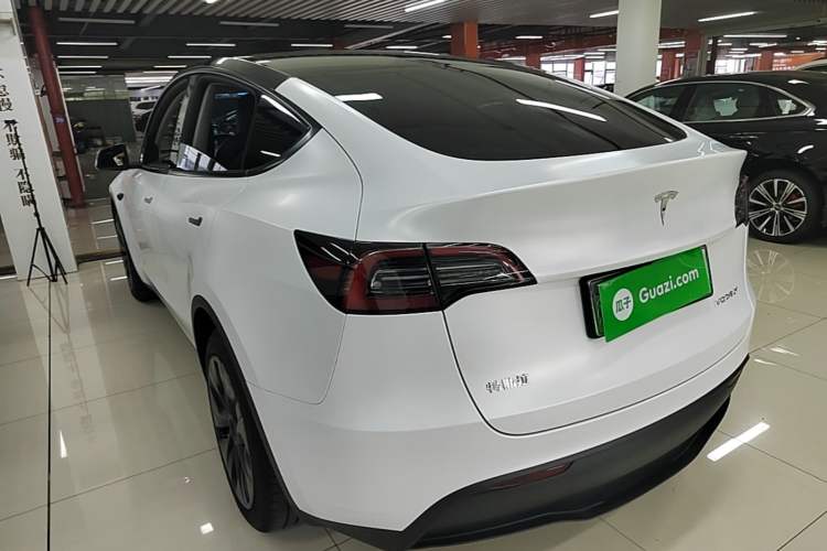 Used Tesla Model Y 2024 Rear-Wheel-Drive Version Rear Left 45 Deg