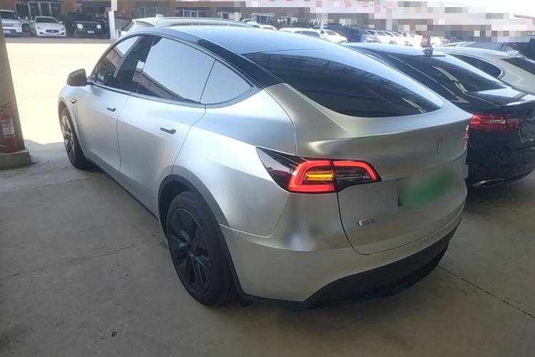Used Tesla Model Y 2024 Rear-Wheel-Drive Version Rear Left 45 Deg