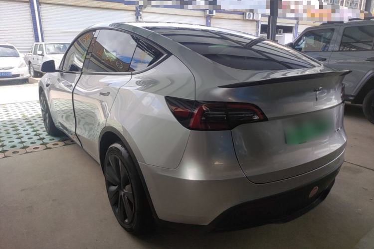 Used Tesla Model Y 2024 Long-Range All-Wheel-Drive Version Rear Left 45 Deg