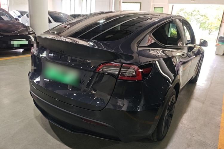 Used Tesla Model Y 2024 Rear-Wheel-Drive Version Rear Right 45 Deg