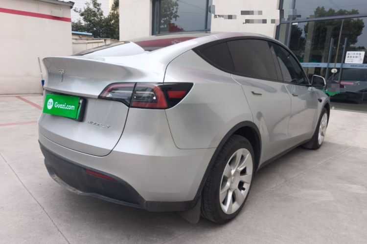 Used Tesla Model Y 2024 Long-Range All-Wheel-Drive Version Rear Right 45 Deg