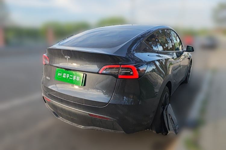 Used Tesla Model Y 2024 Rear-Wheel-Drive Version Rear Right 45 Deg