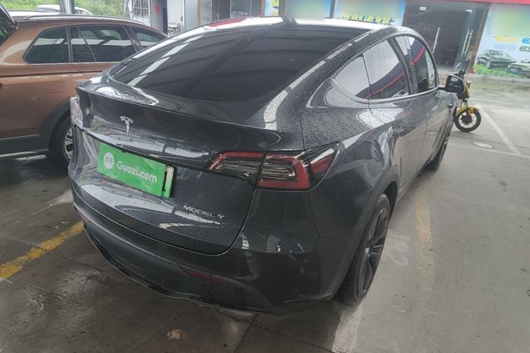 Used Tesla Model Y 2024 Rear-Wheel-Drive Version Rear Right 45 Deg
