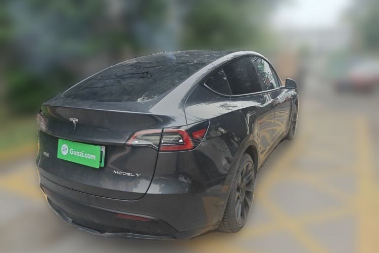 Used Tesla Model Y 2024 Rear-Wheel-Drive Version Rear Right 45 Deg