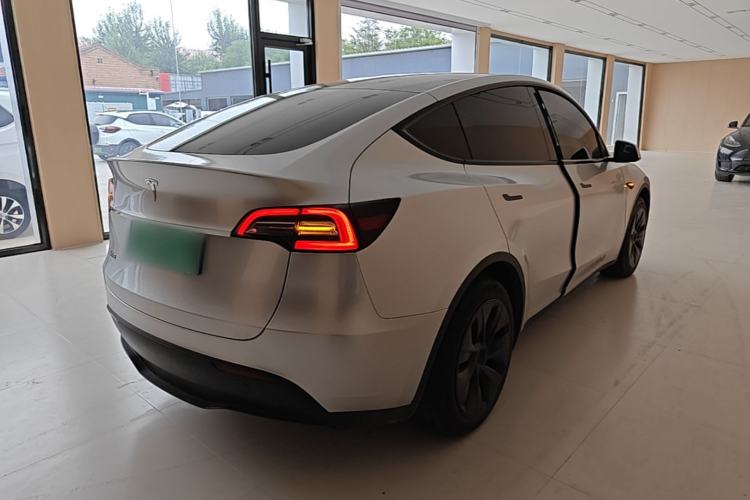 Used Tesla Model Y 2024 Rear-Wheel-Drive Version Rear Right 45 Deg