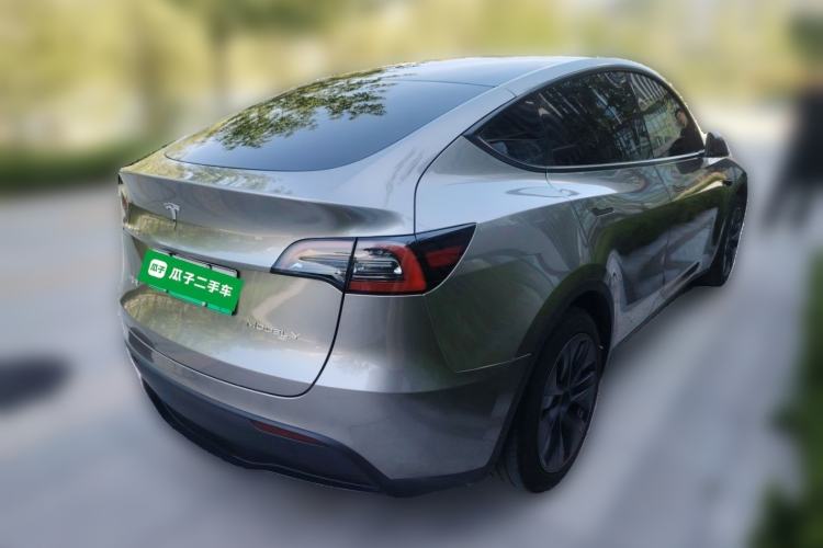 Used Tesla Model Y 2024 Rear-Wheel-Drive Version Rear Right 45 Deg
