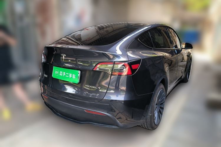 Used Tesla Model Y 2024 Rear-Wheel-Drive Version Rear Right 45 Deg