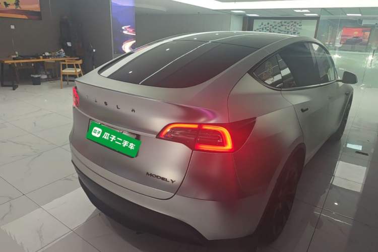 Used Tesla Model Y 2024 Rear-Wheel-Drive Version Rear Right 45 Deg