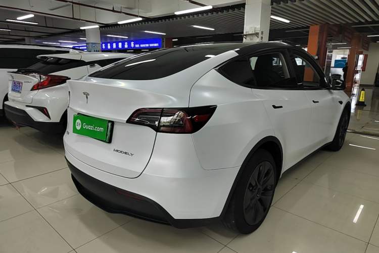 Used Tesla Model Y 2024 Rear-Wheel-Drive Version Rear Right 45 Deg