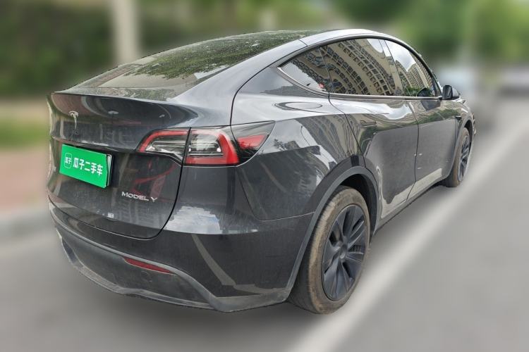 Used Tesla Model Y 2024 Rear-Wheel-Drive Version Rear Right 45 Deg