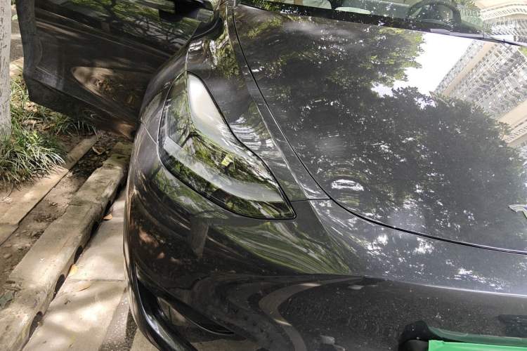 Used Tesla Model Y 2024 Rear-Wheel-Drive Version Right Front Headlight