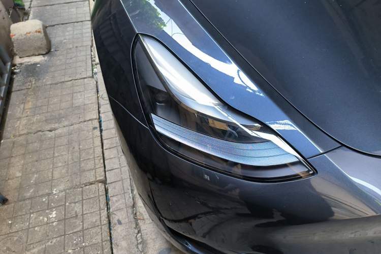 Used Tesla Model Y 2024 Rear-Wheel-Drive Version Right Front Headlight