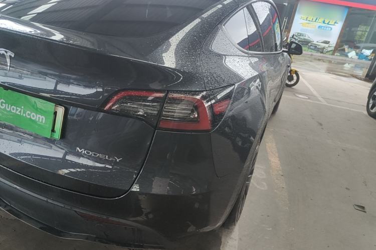 Used Tesla Model Y 2024 Rear-Wheel-Drive Version Right Rear Taillight