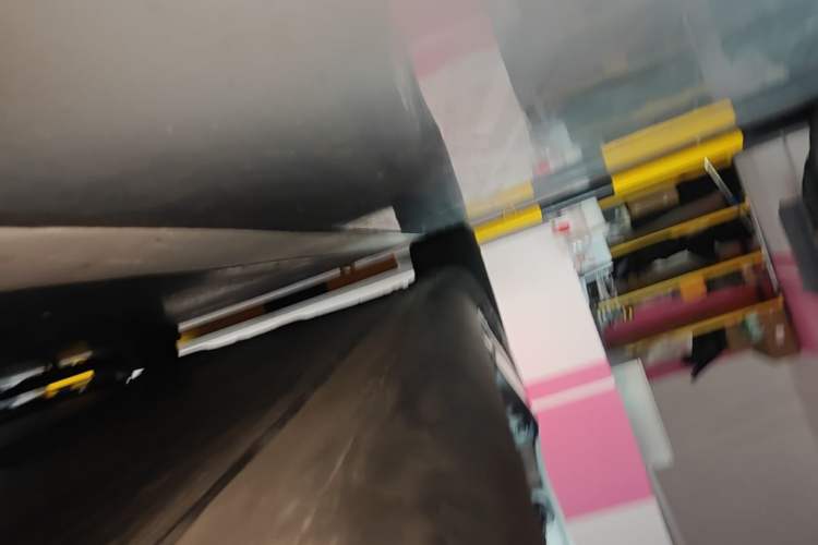 Used Tesla Model Y 2024 Rear-Wheel-Drive Version Right Side Sill