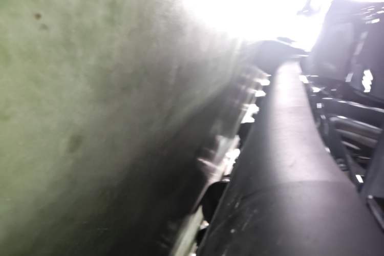 Used Tesla Model Y 2024 Rear-Wheel-Drive Version Right Side Sill