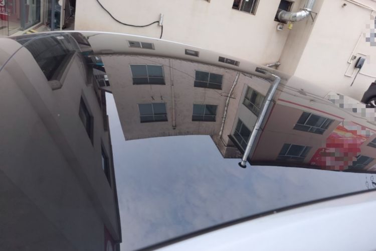 Used Tesla Model Y 2024 Long-Range All-Wheel-Drive Version Roof
