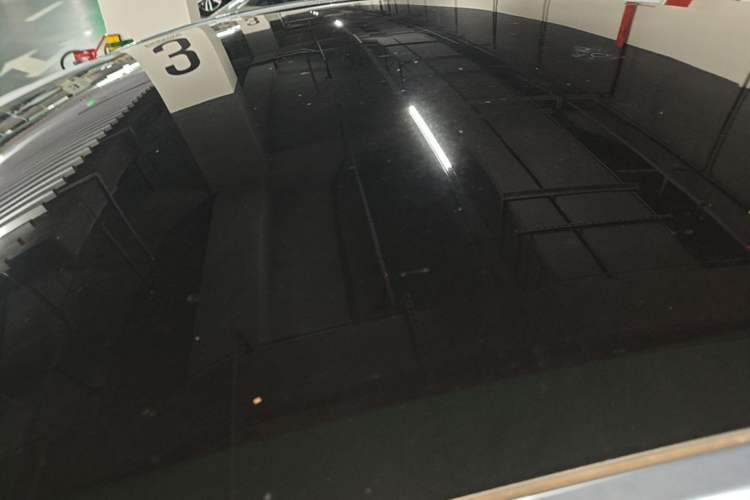 Used Tesla Model Y 2024 Rear-Wheel-Drive Version Roof