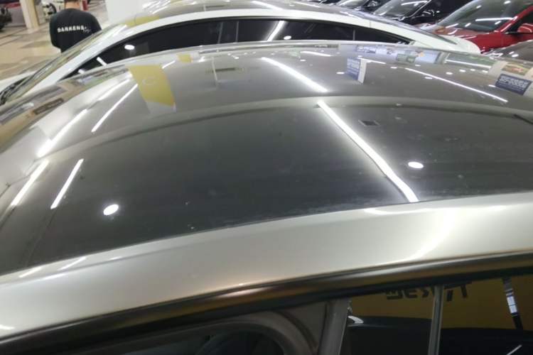 Used Tesla Model Y 2024 Rear-Wheel-Drive Version Roof