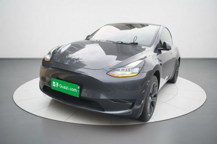 Tesla Model Y 2024 Rear-Wheel-Drive Version