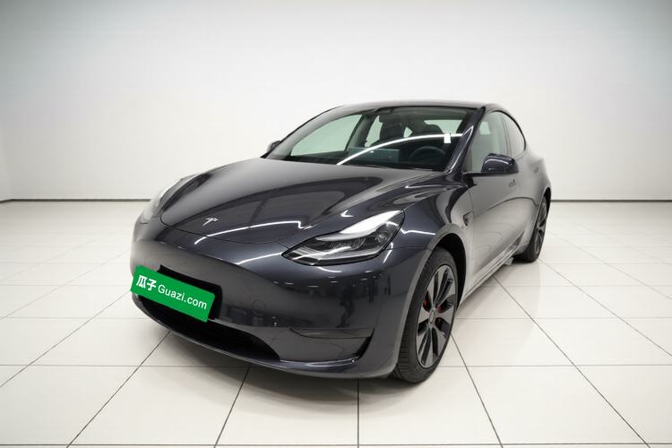 Tesla Model Y 2024 Rear-Wheel-Drive Version