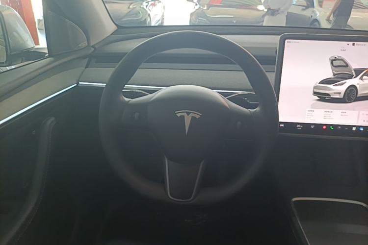 Used Tesla Model Y 2024 Rear-Wheel-Drive Version Steering Wheel