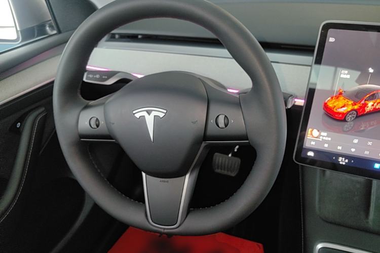 Used Tesla Model Y 2024 Rear-Wheel-Drive Version Steering Wheel