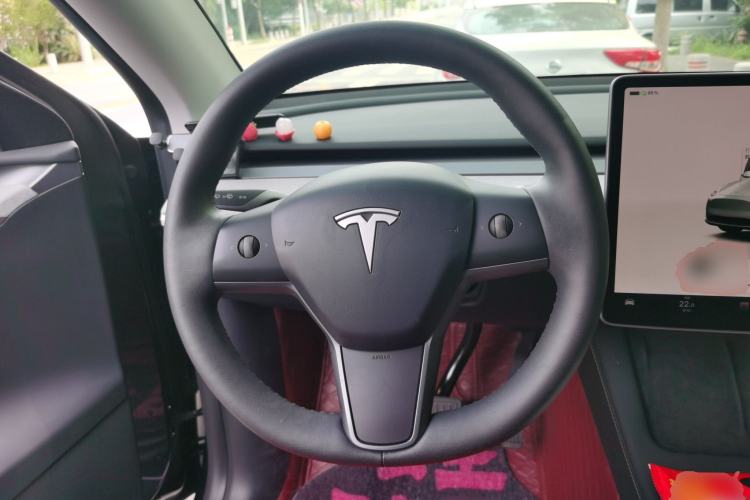 Used Tesla Model Y 2024 Rear-Wheel-Drive Version Steering Wheel