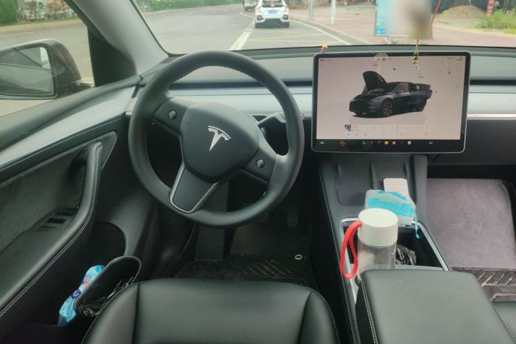 Used Tesla Model Y 2024 Rear-Wheel-Drive Version Steering Wheel