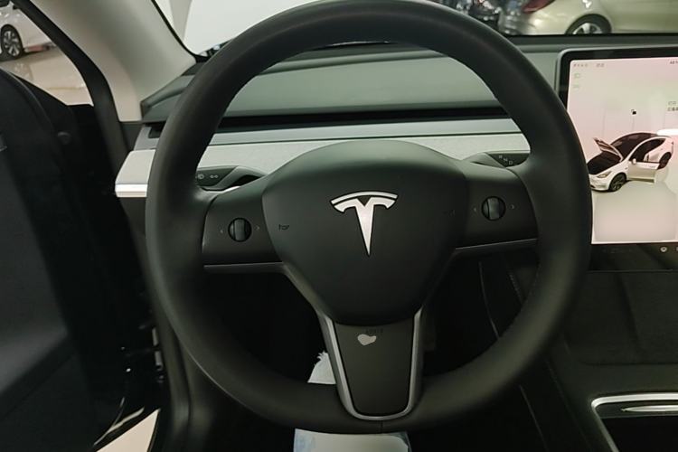 Used Tesla Model Y 2024 Rear-Wheel-Drive Version Steering Wheel