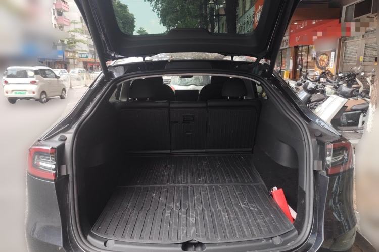 Used Tesla Model Y 2024 Rear-Wheel-Drive Version Trunk