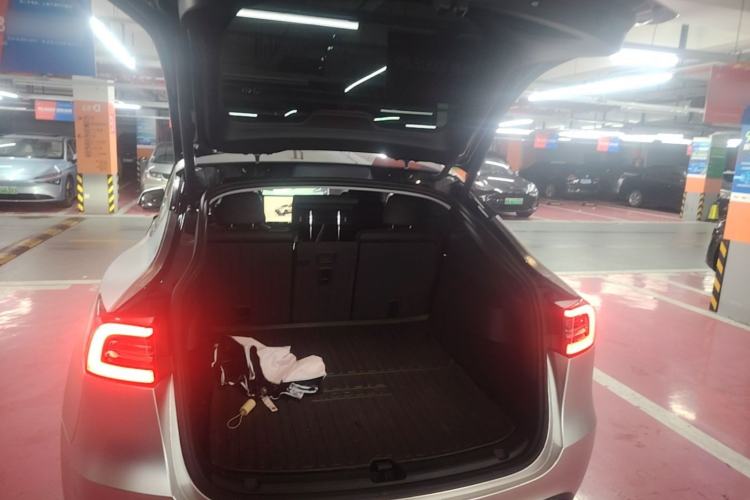 Used Tesla Model Y 2024 Rear-Wheel-Drive Version Trunk