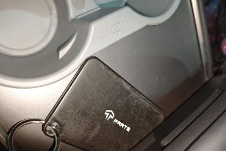 Used Tesla Model Y 2024 Rear-Wheel-Drive Version Vehicle Key