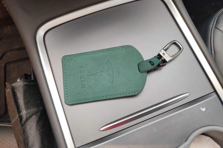 Used Tesla Model Y 2024 Rear-Wheel-Drive Version Vehicle Key